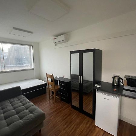 Golders Guesthouse Лондон Экстерьер фото