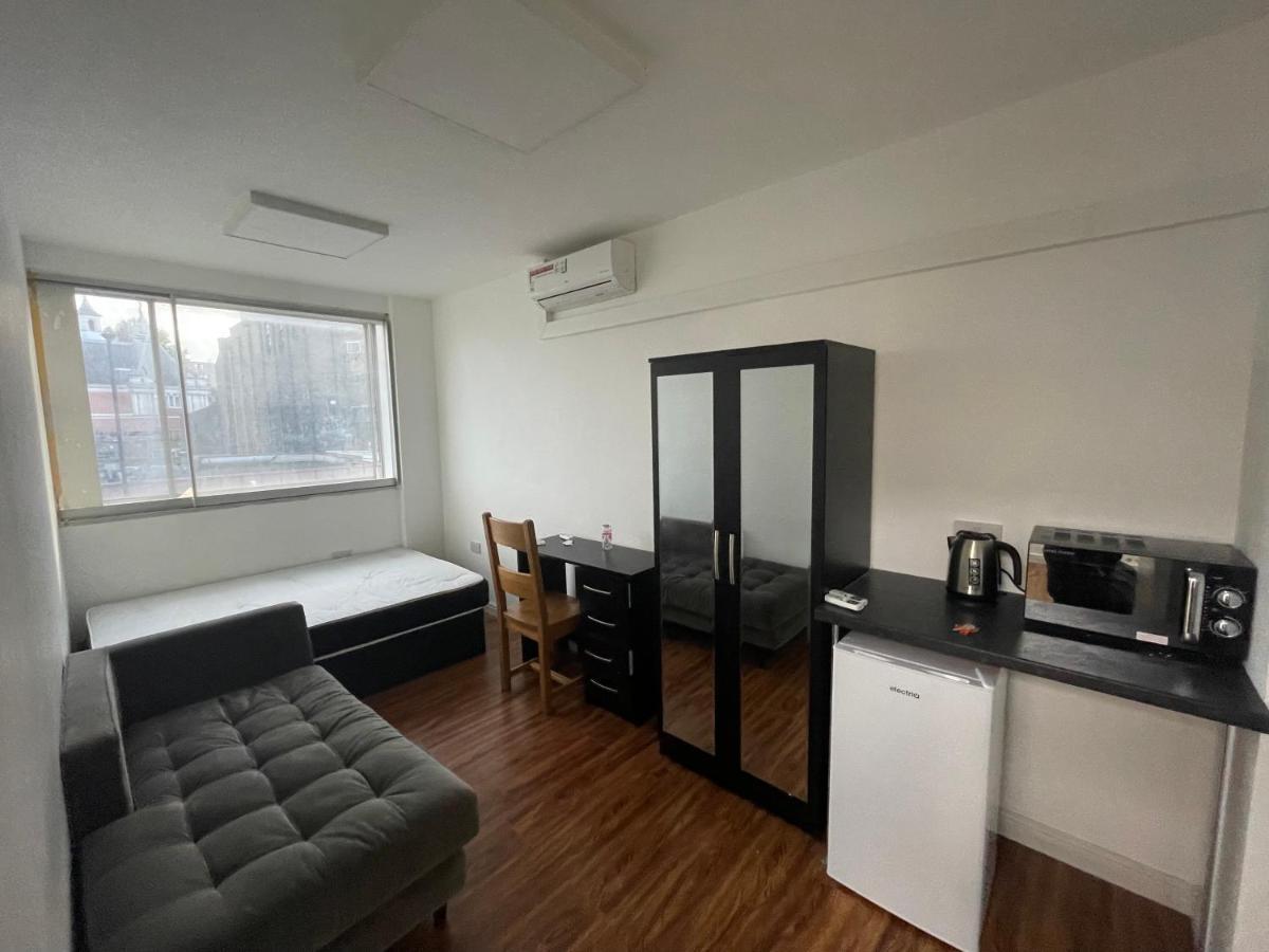 Golders Guesthouse Лондон Экстерьер фото